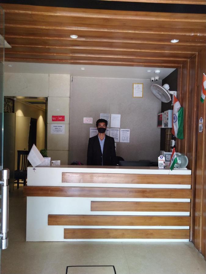 Hotel Megha Inn لاكناو المظهر الخارجي الصورة