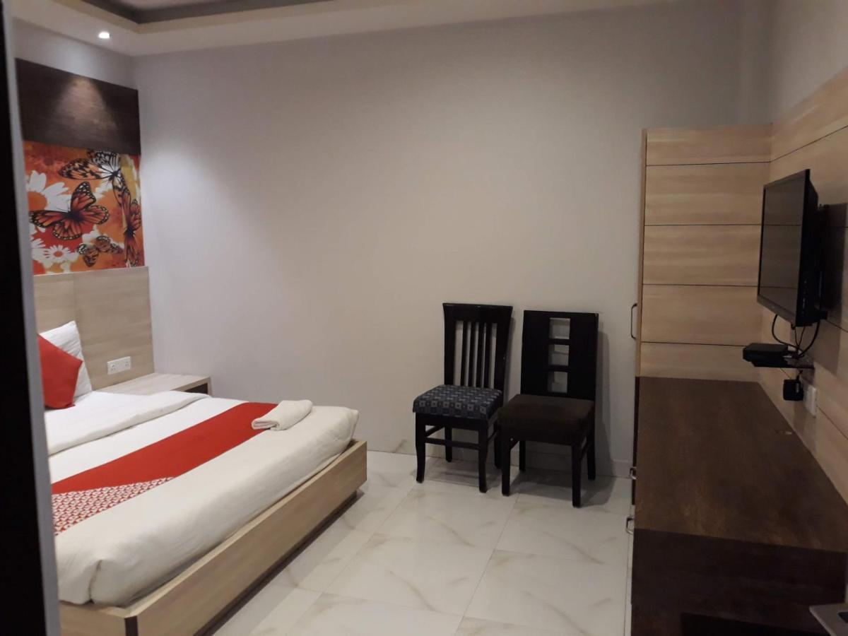 Hotel Megha Inn لاكناو المظهر الخارجي الصورة